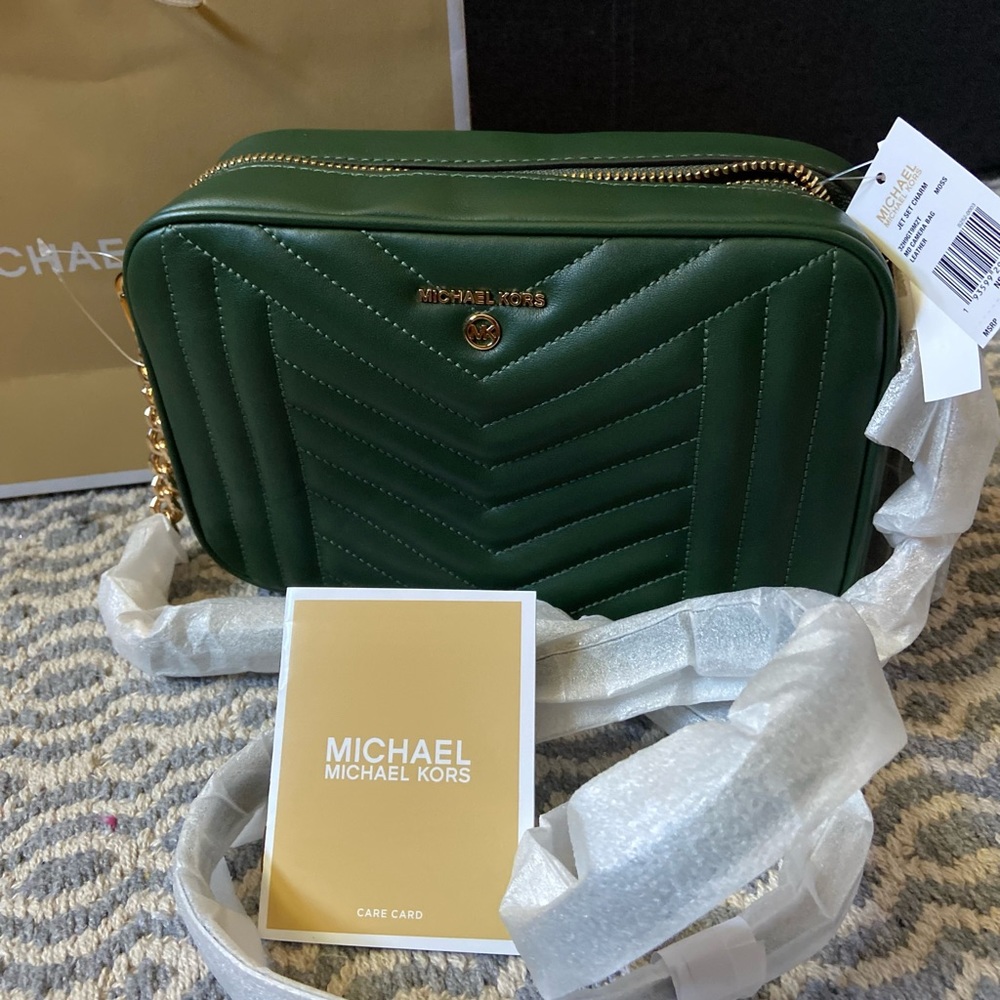 Michael Kors Jet set camera bag